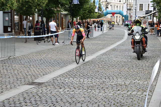 到了他冷静 到了他冷静